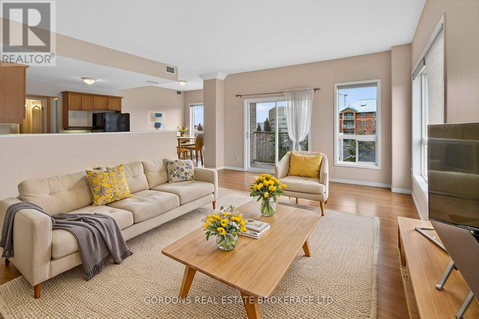 #401 350 WELLINGTON STREET - 24