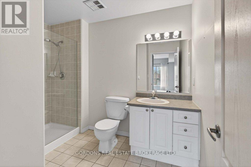 #401 350 WELLINGTON STREET - 38