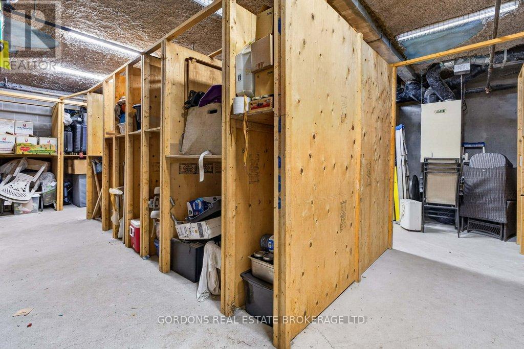 #401 350 WELLINGTON STREET - 48