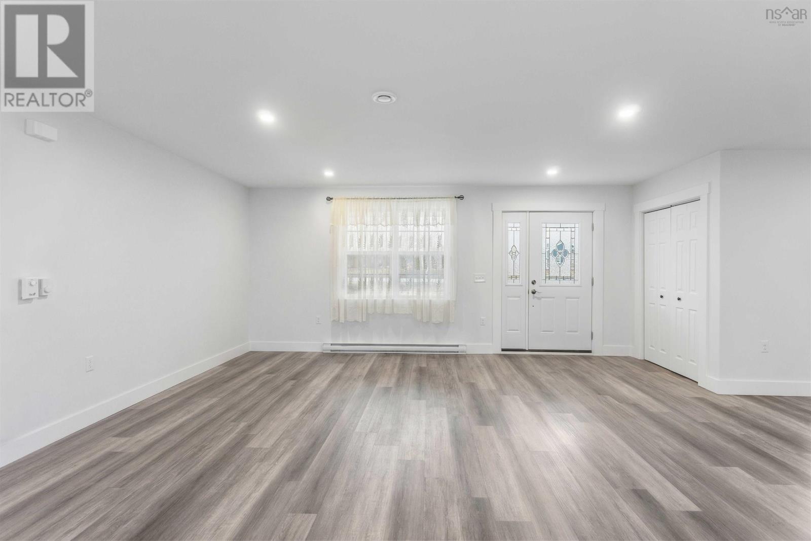 439 Victoria Road - 5