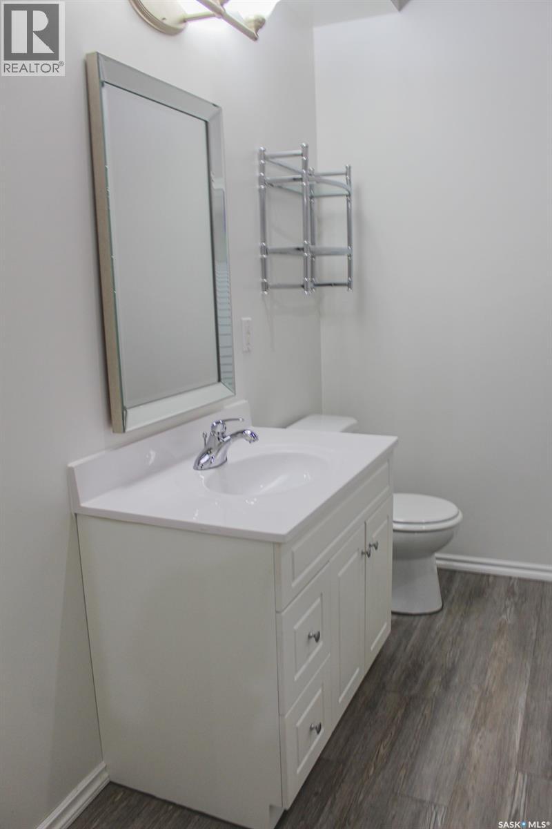 118 Babington AVENUE W — photo 31