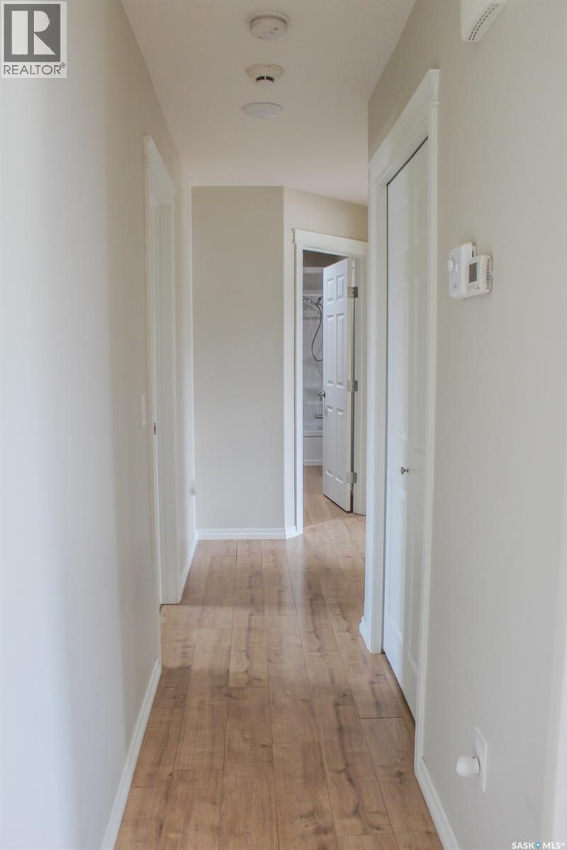 118 Babington AVENUE W — photo 8