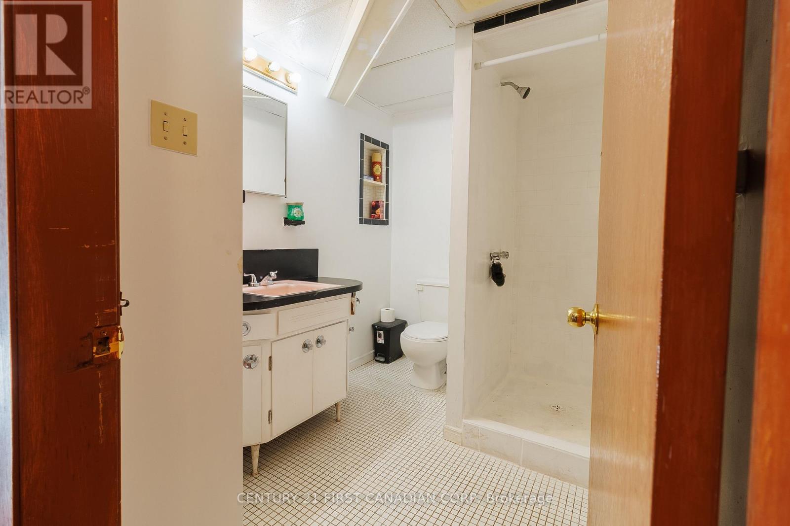 117 GOLDWICK CRESCENT - 25