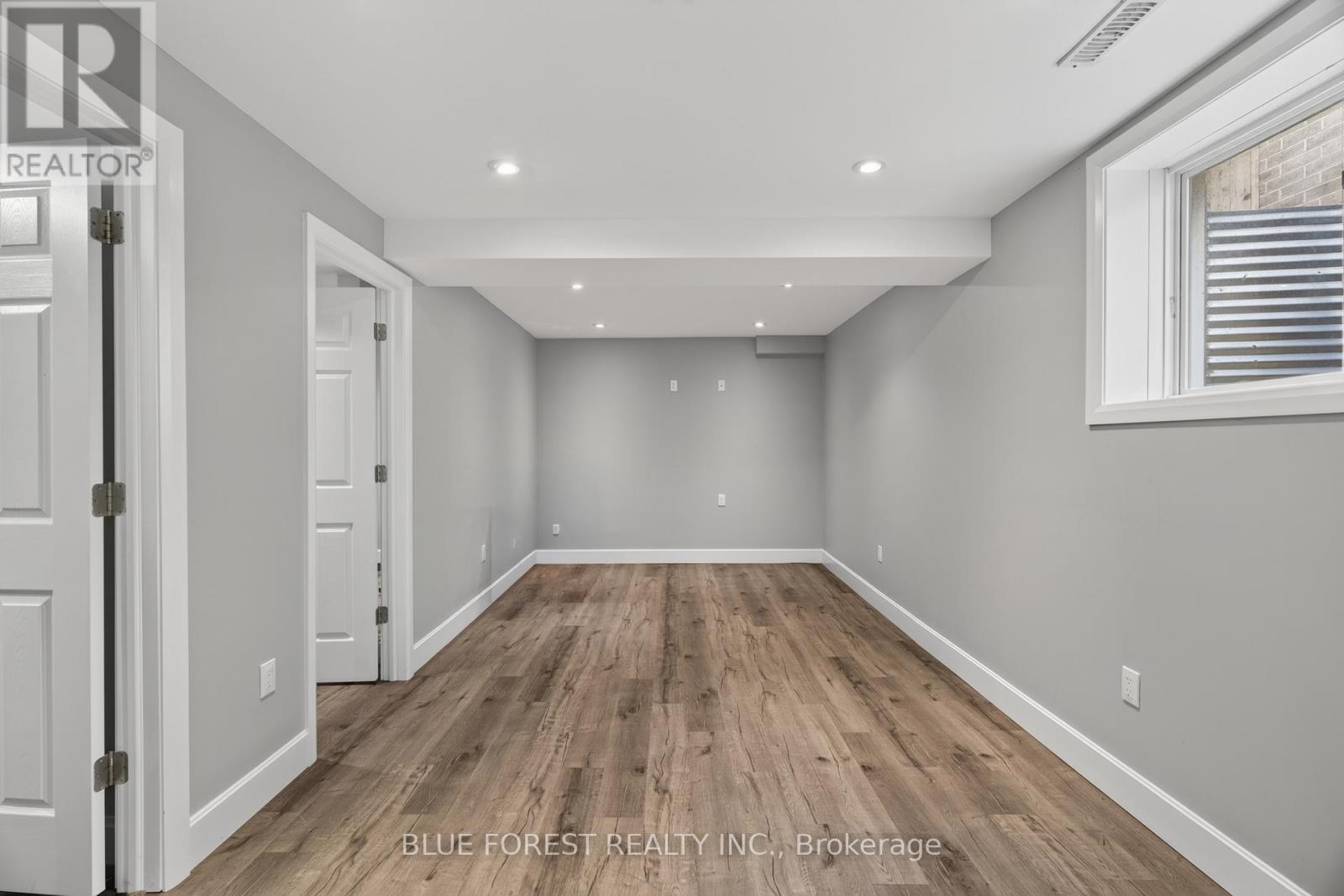 742 FREEPORT STREET - Image 29