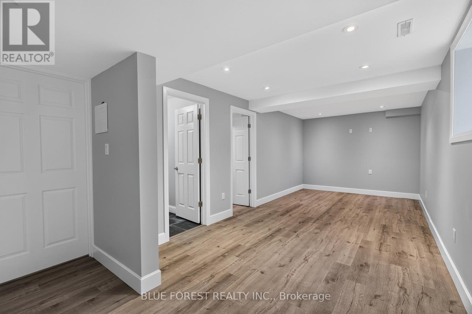 742 FREEPORT STREET - Image 30