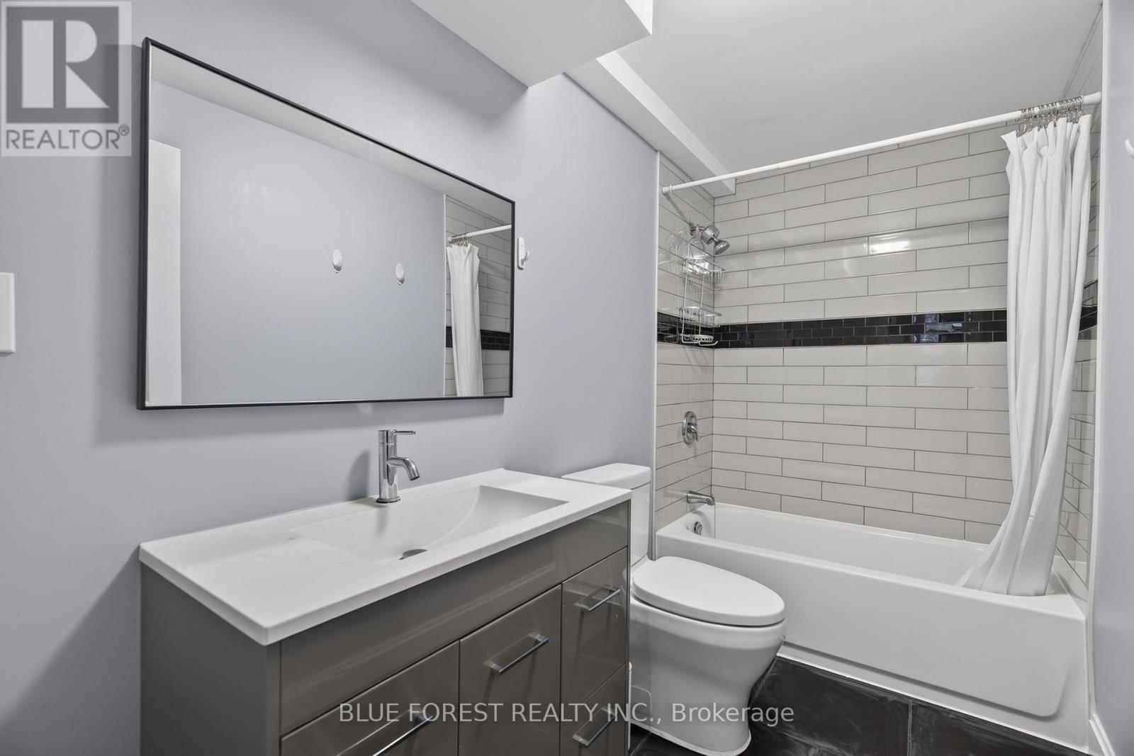 742 FREEPORT STREET - Image 33