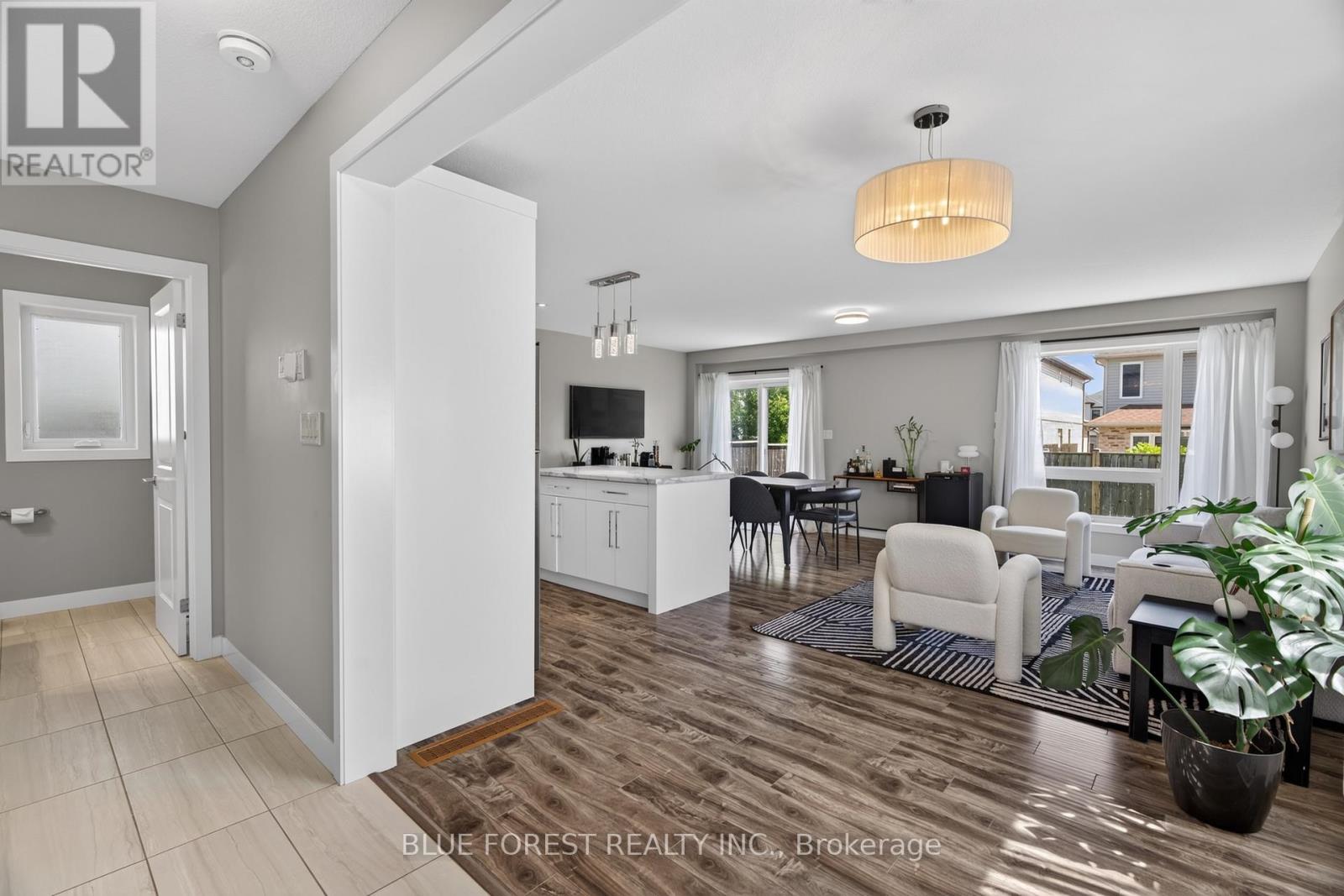 742 FREEPORT STREET - Image 8