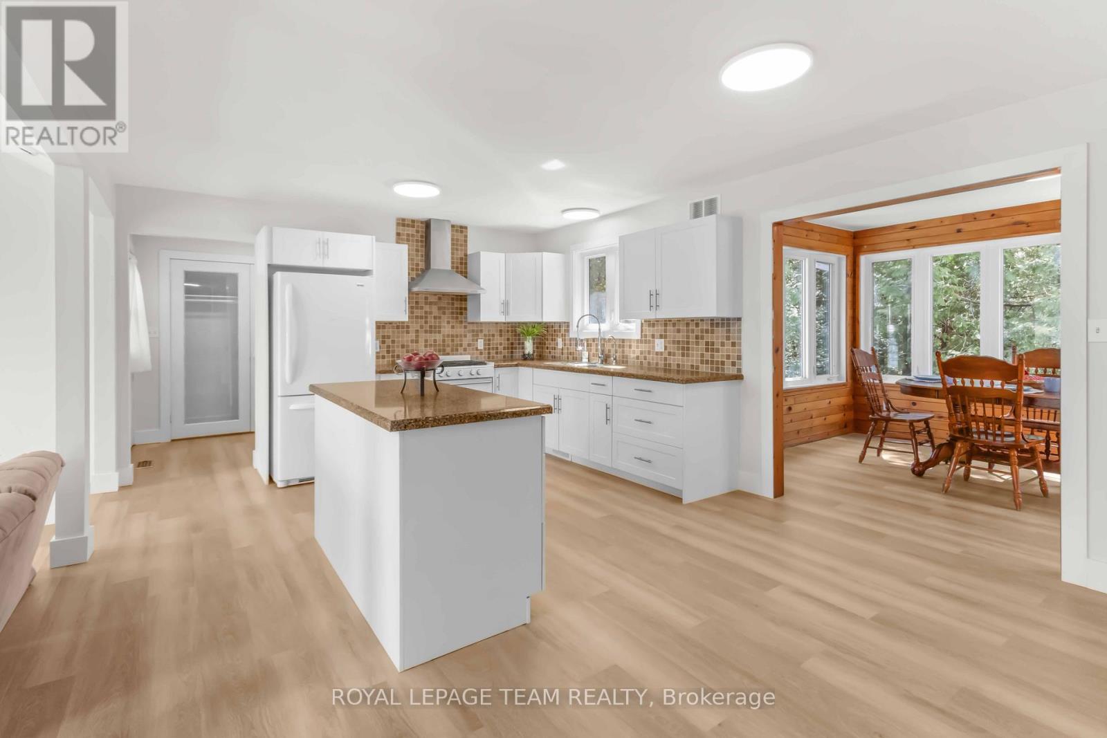 204B HAWKINS DRIVE - 13