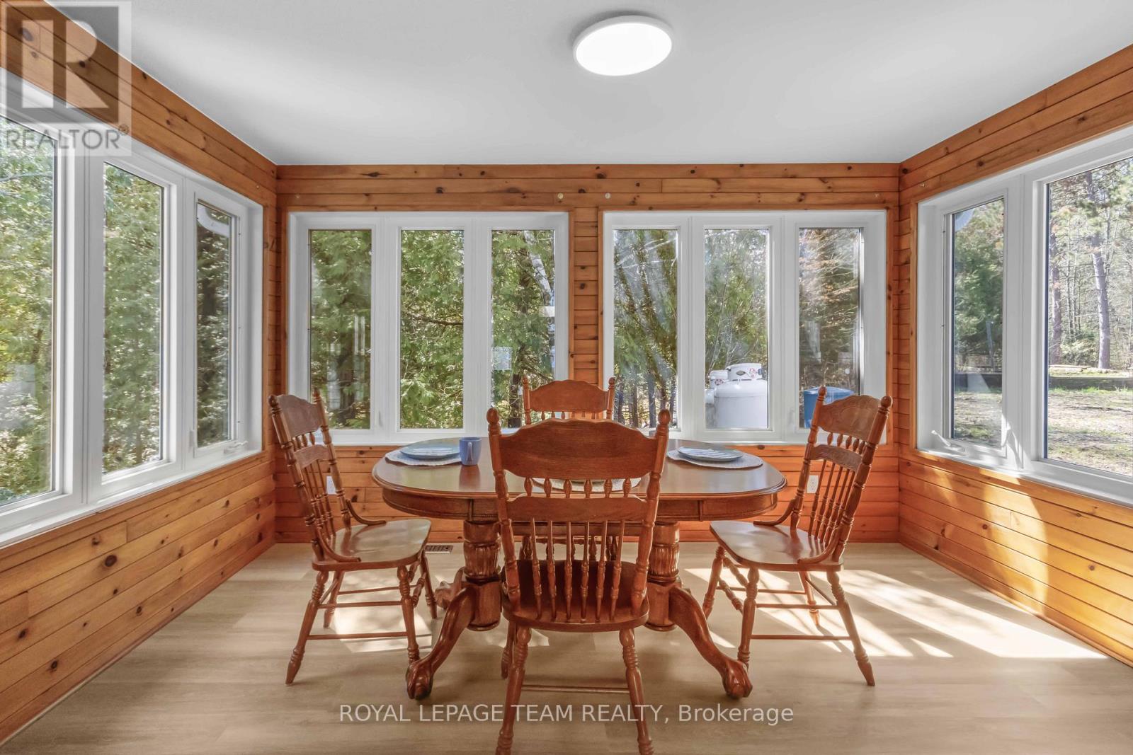 204B HAWKINS DRIVE - 19