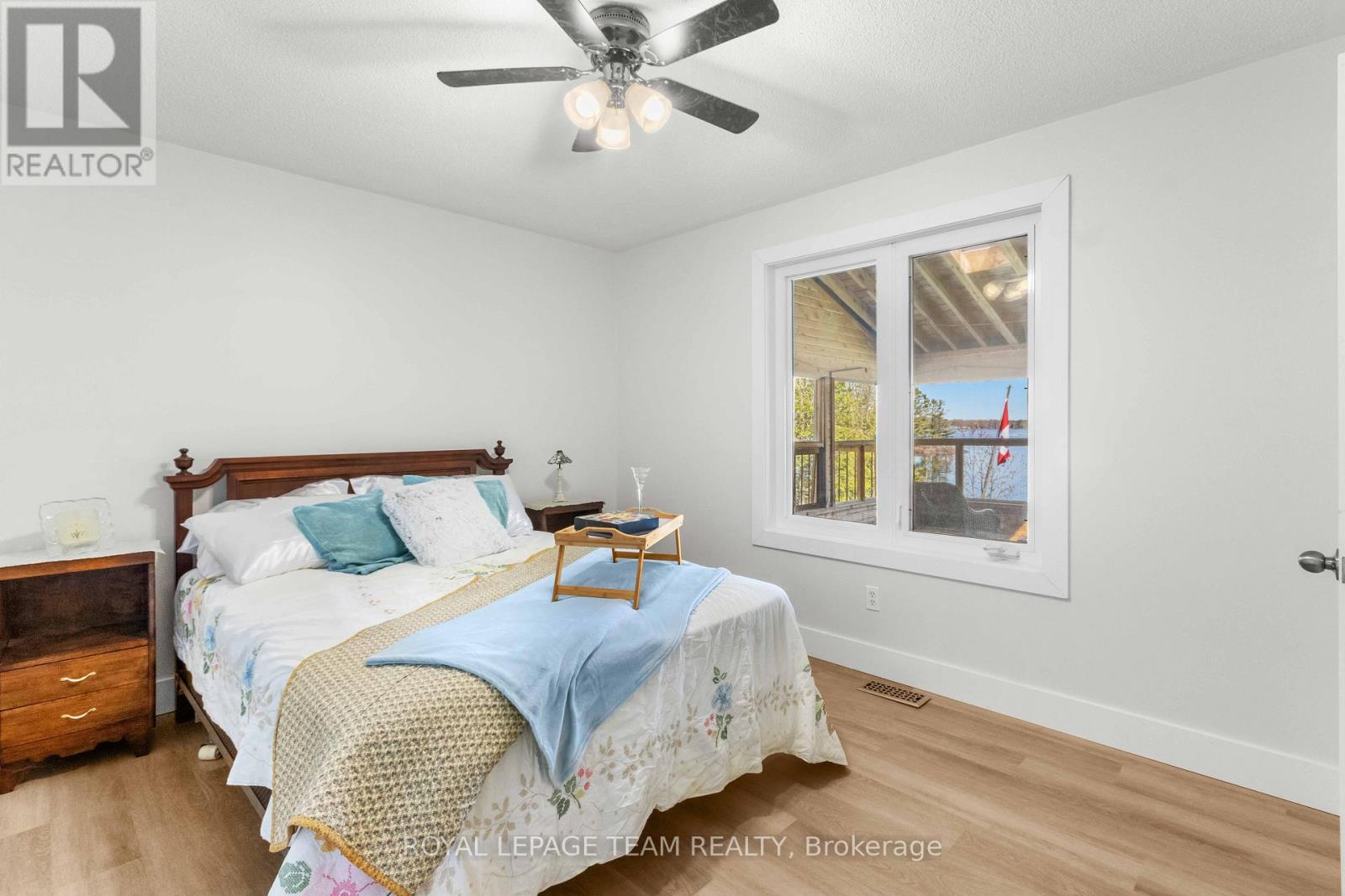 204B HAWKINS DRIVE - 26