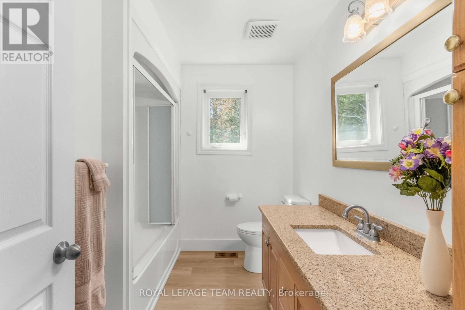 204B HAWKINS DRIVE - 32