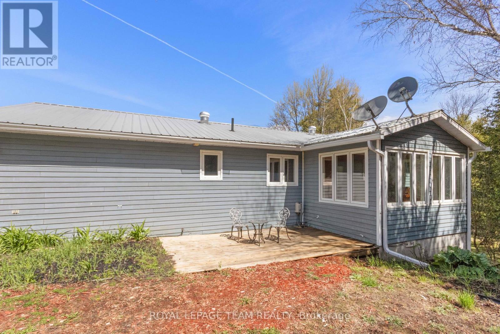 204B HAWKINS DRIVE - 45