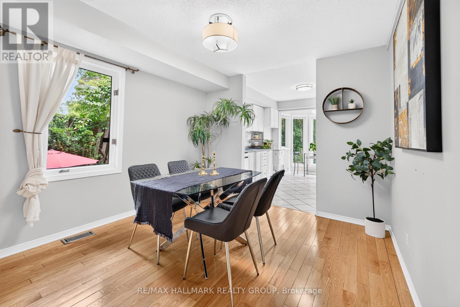 4 Bed, 4 Bath House for Sale in Ottawa – 2 – 2949 RICHMOND ROAD, Ottawa – MLS# X13466092 - Image 13