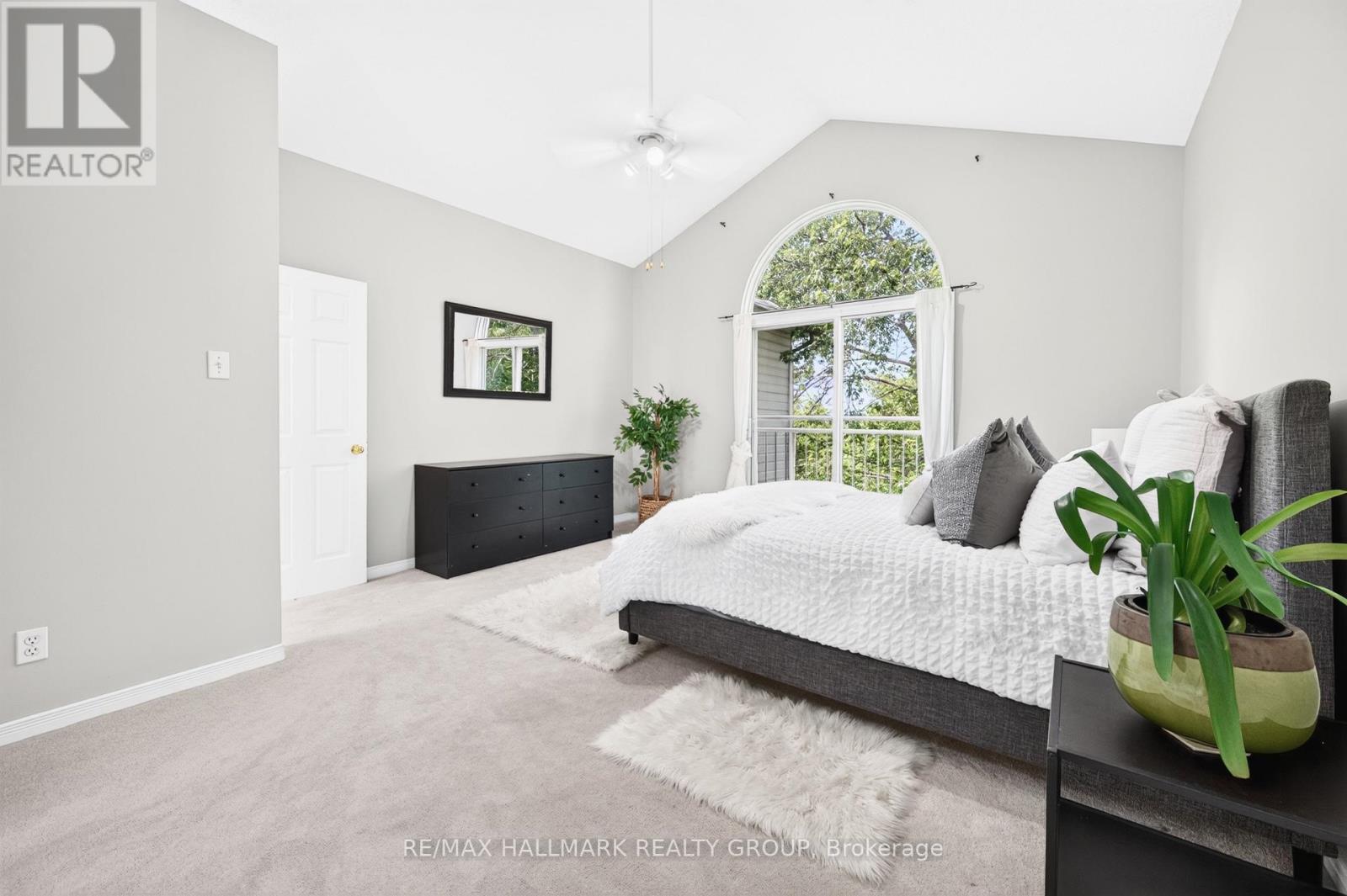4 Bed, 4 Bath House for Sale in Ottawa – 2 – 2949 RICHMOND ROAD, Ottawa – MLS# X13466092 - Image 33