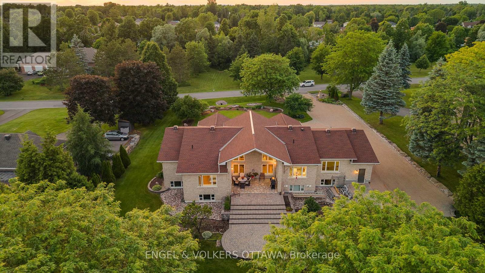 1562 LAKESHORE DRIVE - 47
