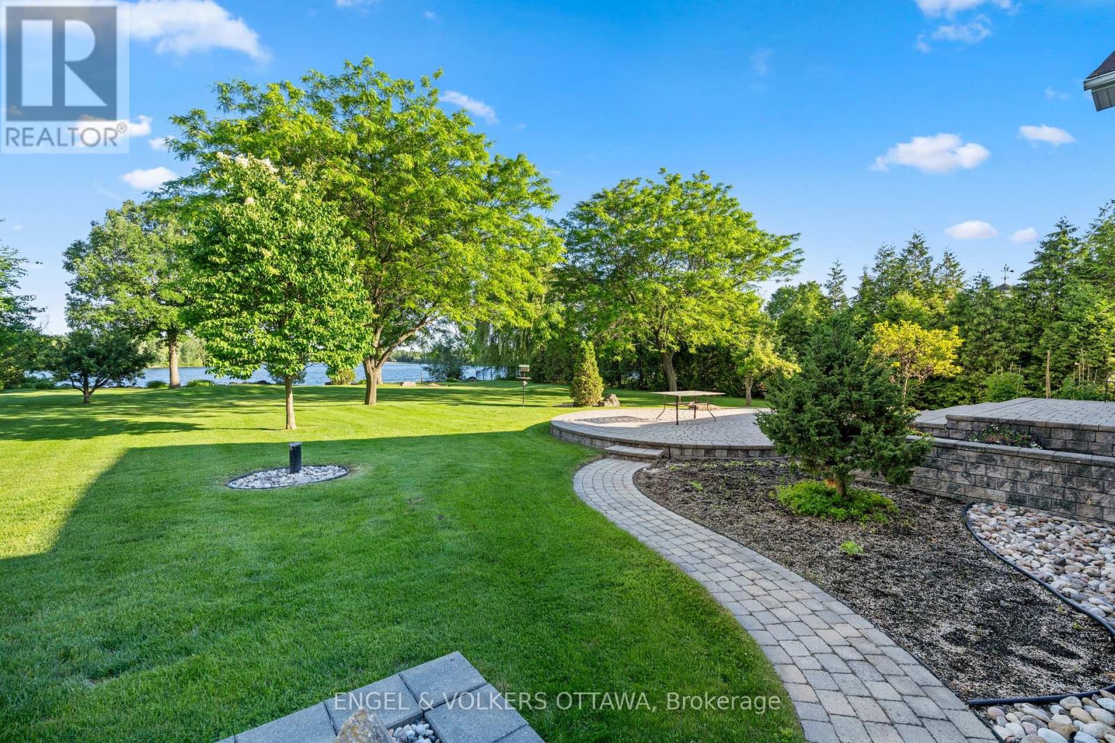 1562 LAKESHORE DRIVE - 50