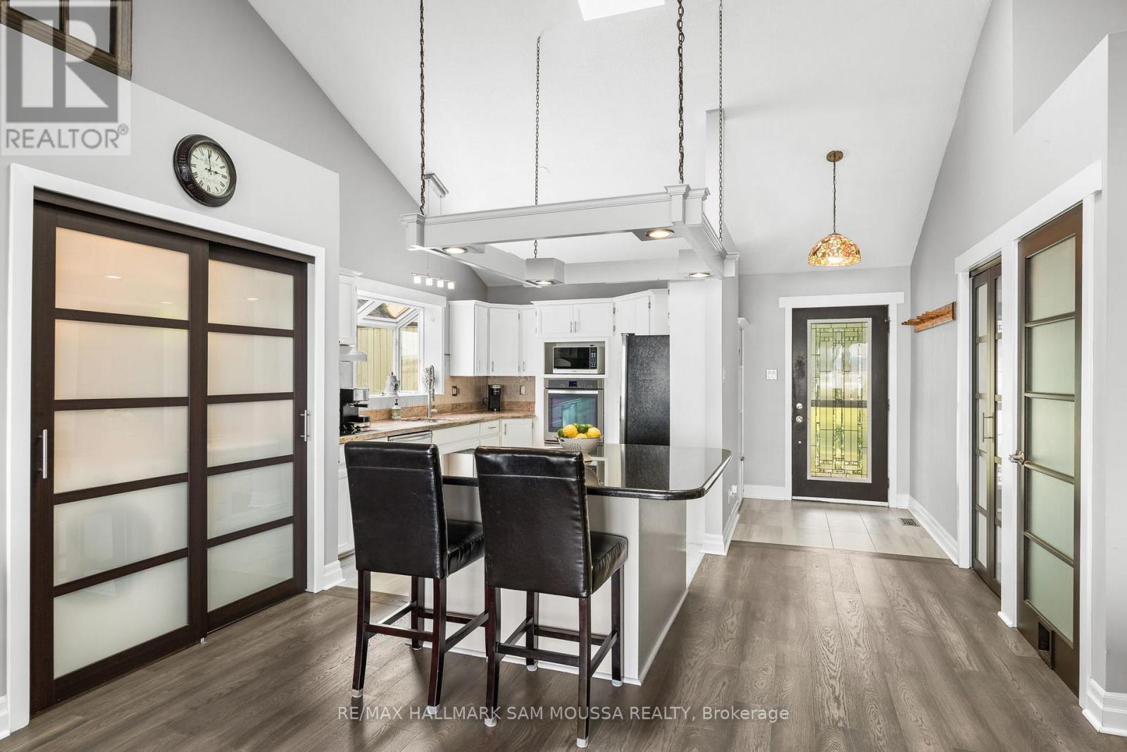3 Bed, 2 Bath House for Sale in Ottawa – 4350 ARMITAGE AVENUE, Ottawa – MLS# X13466156 - Image 15