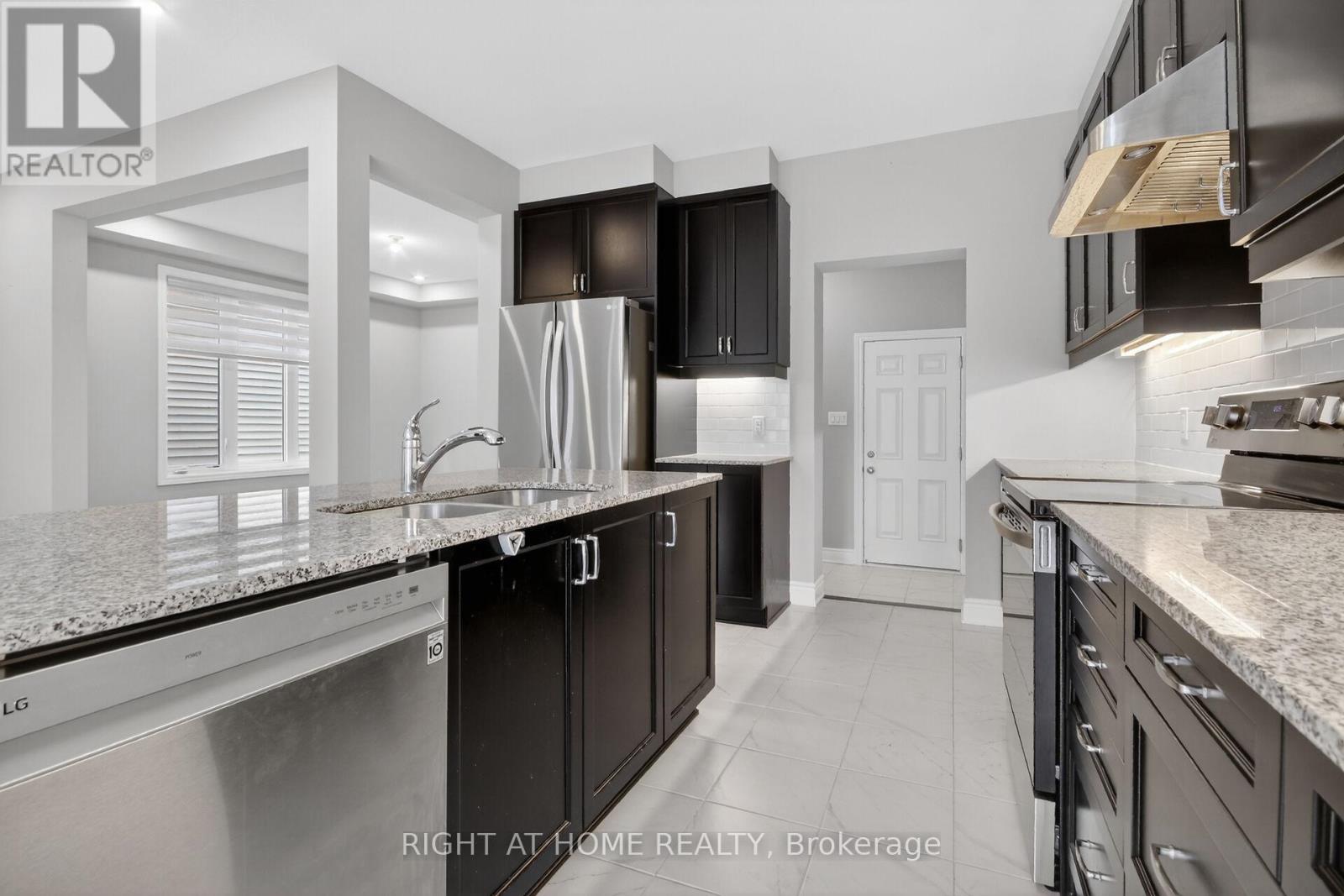 316 CROSSWAY TERRACE - 24