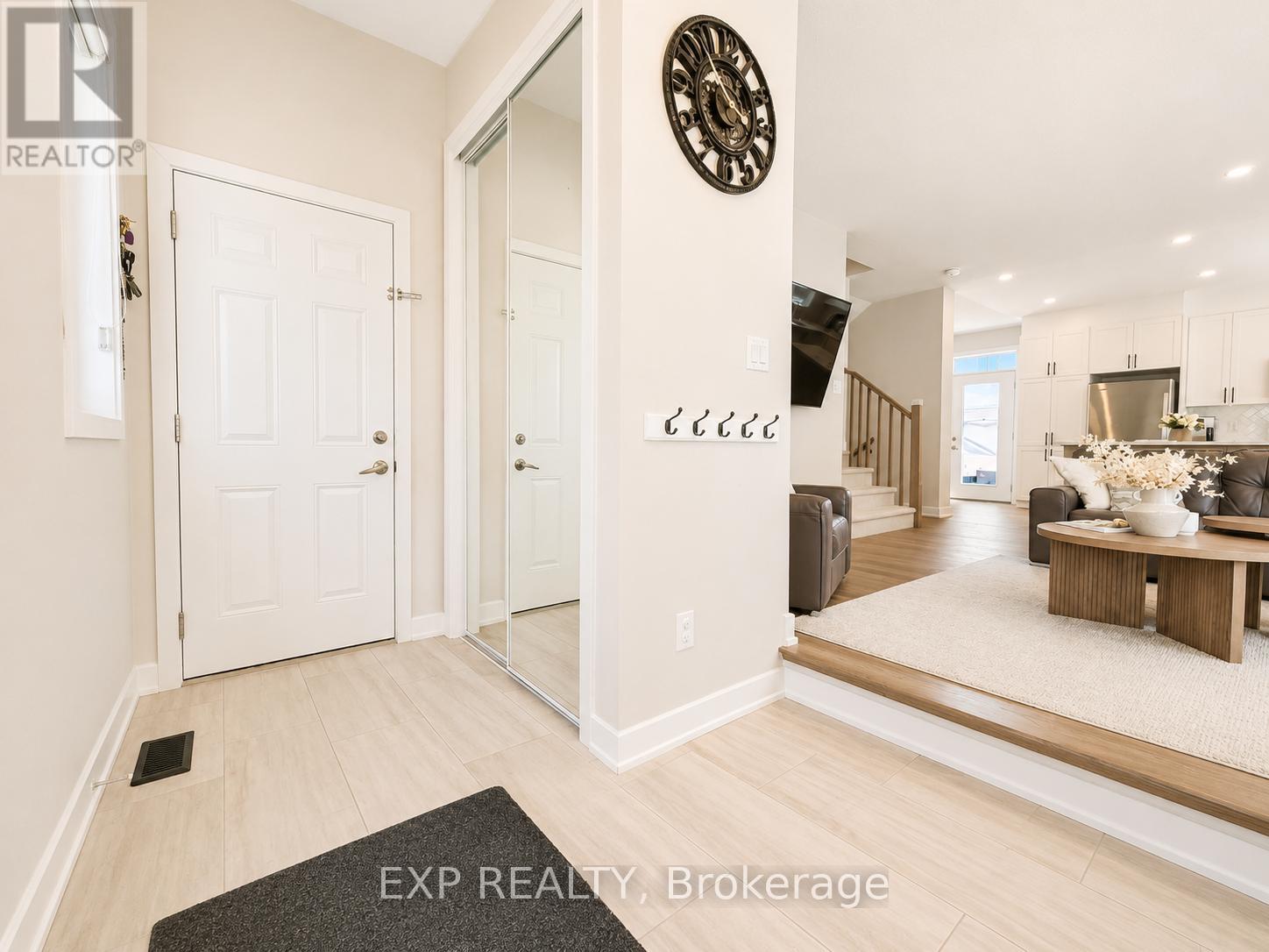 3 Bed, 3 Bath House for Sale in Ottawa – 647 CREVIER WALK, Ottawa – MLS# X13466300 - Image 6