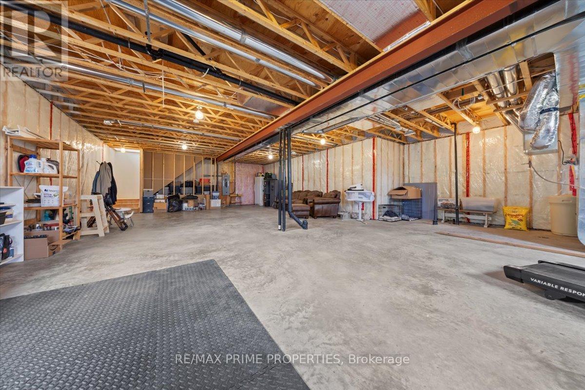 111 COMBA LANE - Image 35