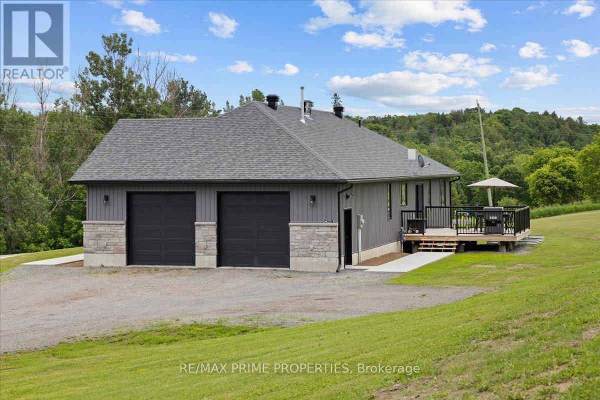 111 COMBA LANE - Image 40