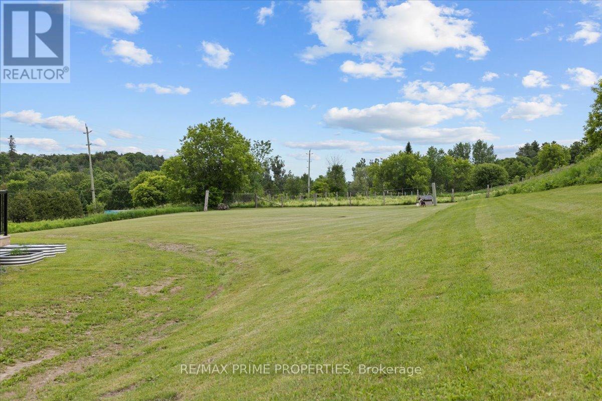 111 COMBA LANE - Image 41