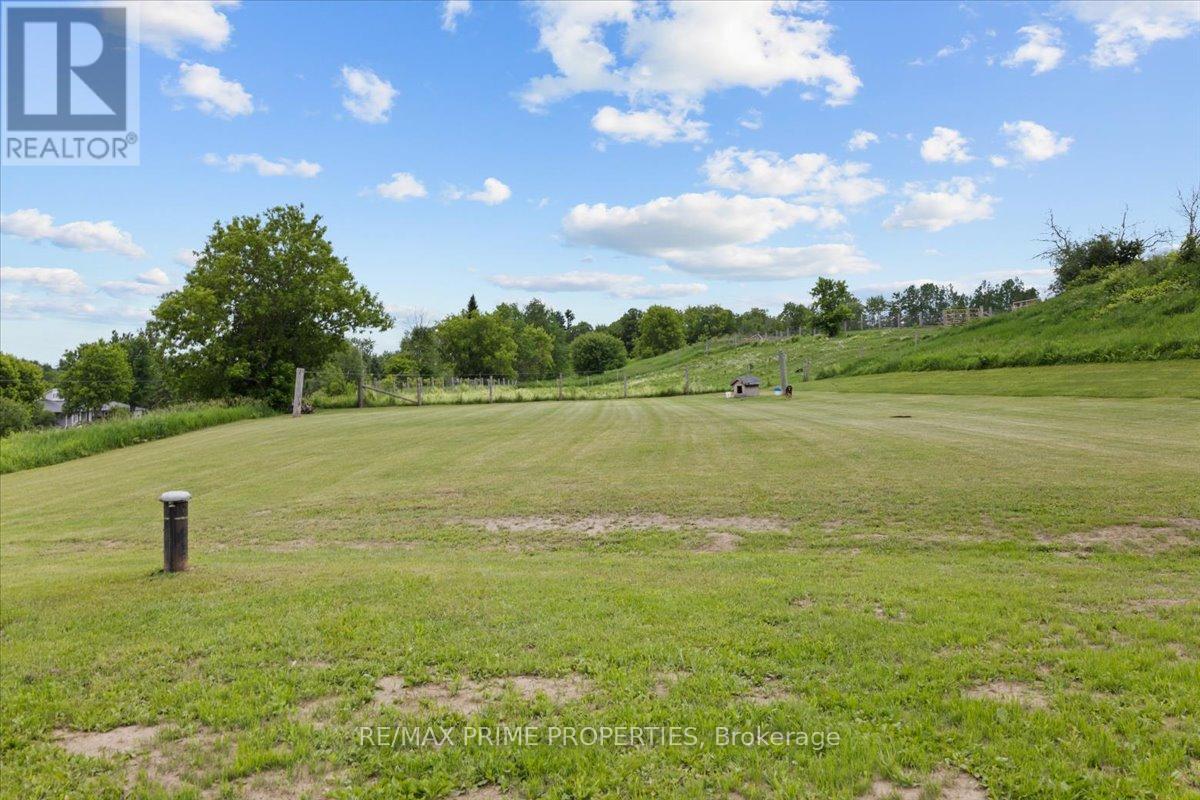 111 COMBA LANE - Image 43