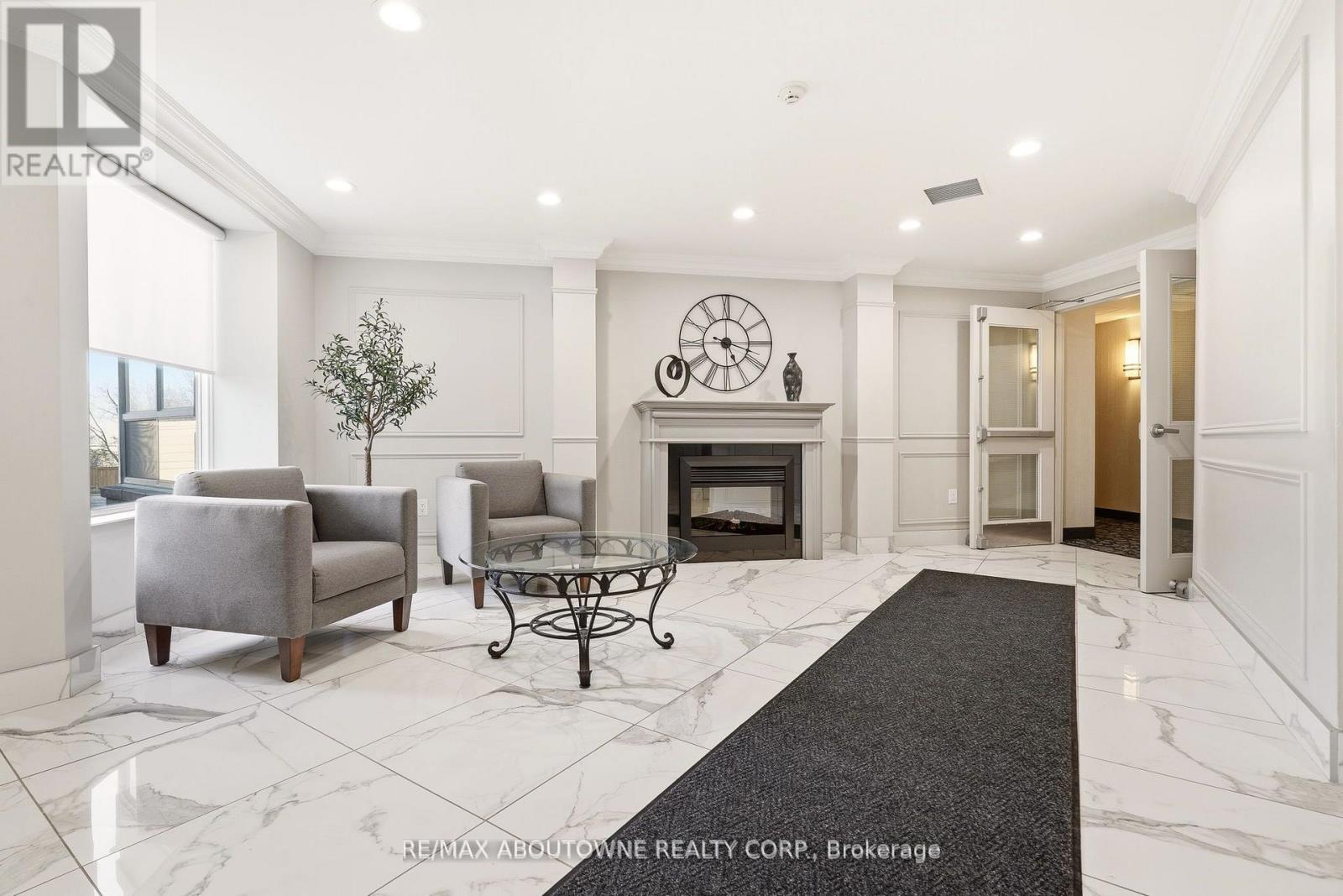 #209 2085 AMHERST HEIGHTS - 28