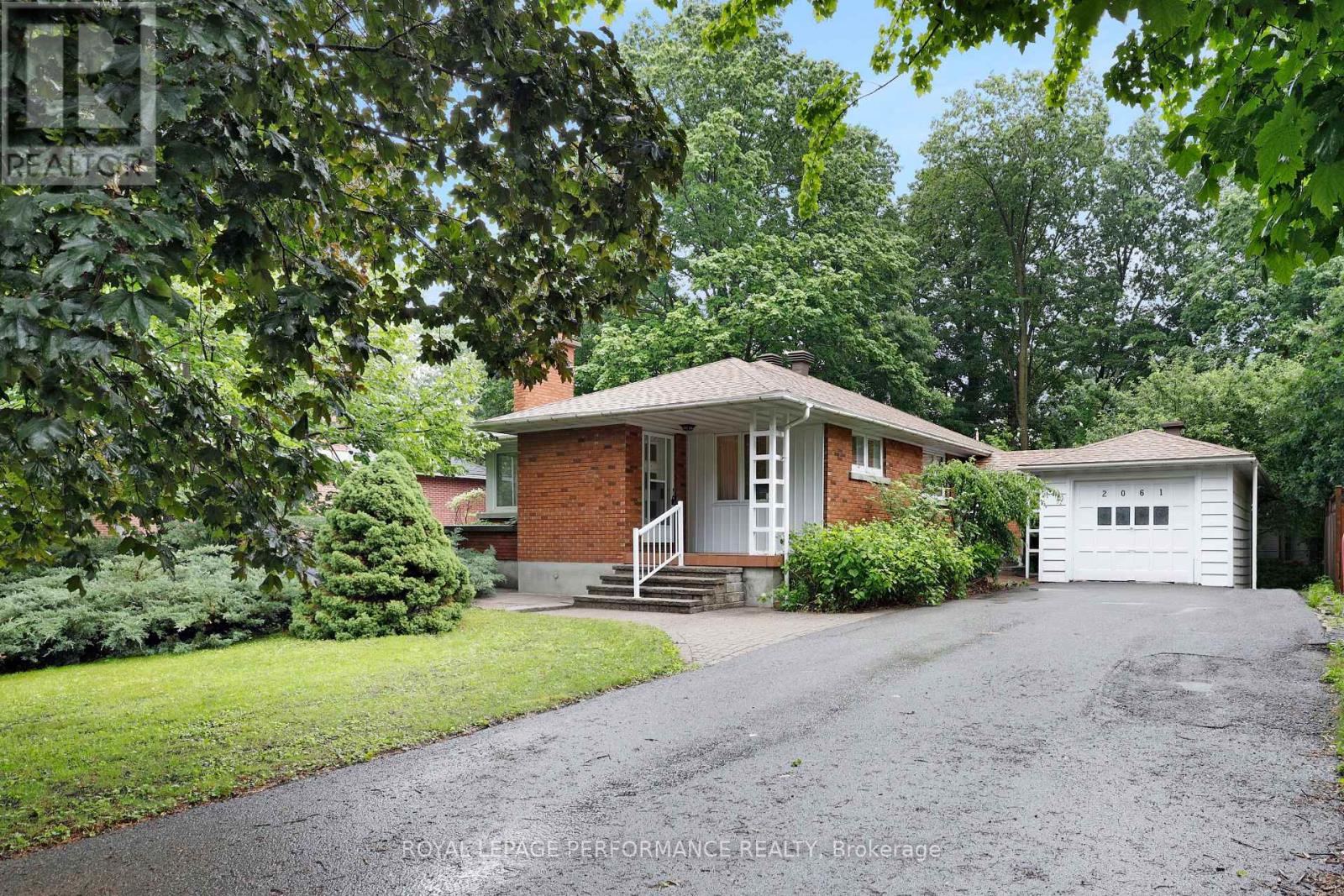 2061 FAIRBANKS AVENUE - 1