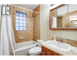 2061 Fairbanks Avenue, Ottawa, ON K1H5Y9 Photo 18