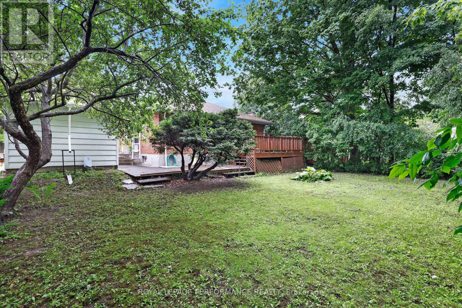 2061 FAIRBANKS AVENUE - 28