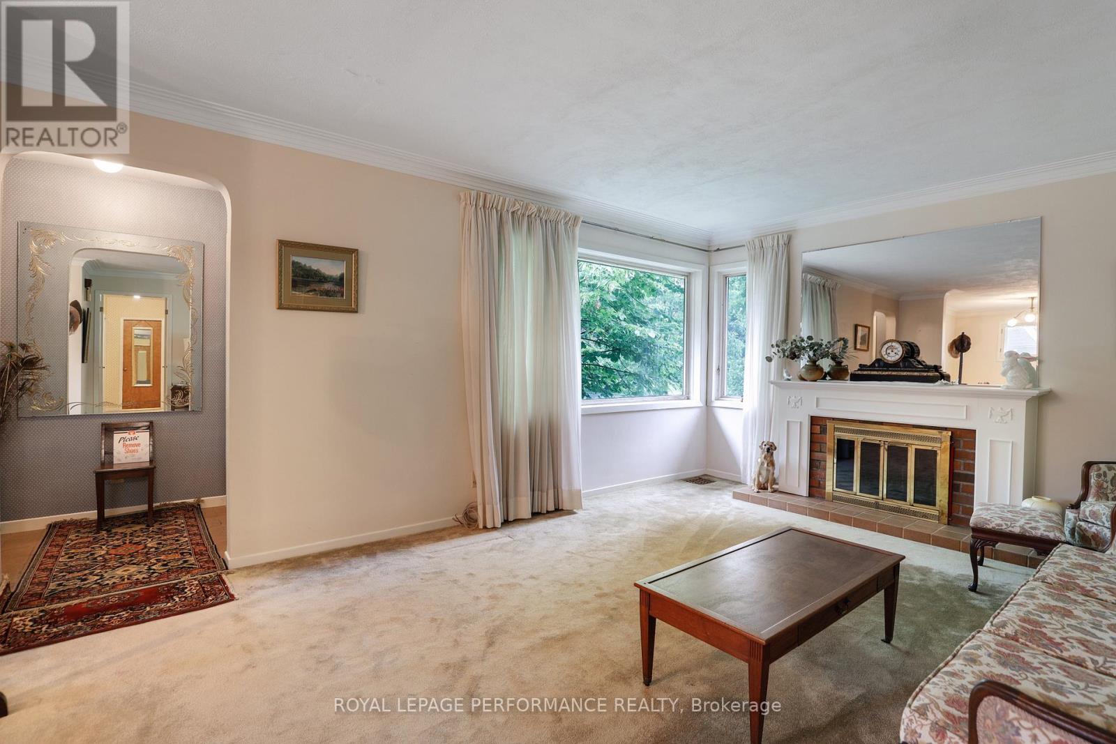 2061 FAIRBANKS AVENUE - 7