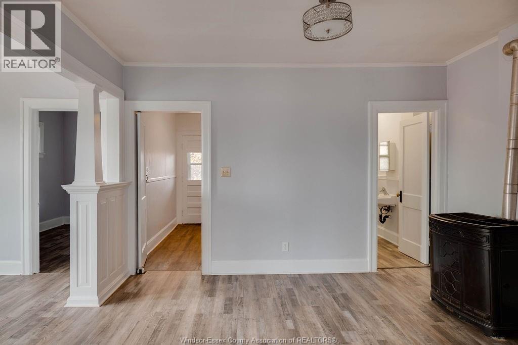 485 LOUIS AVENUE - 4