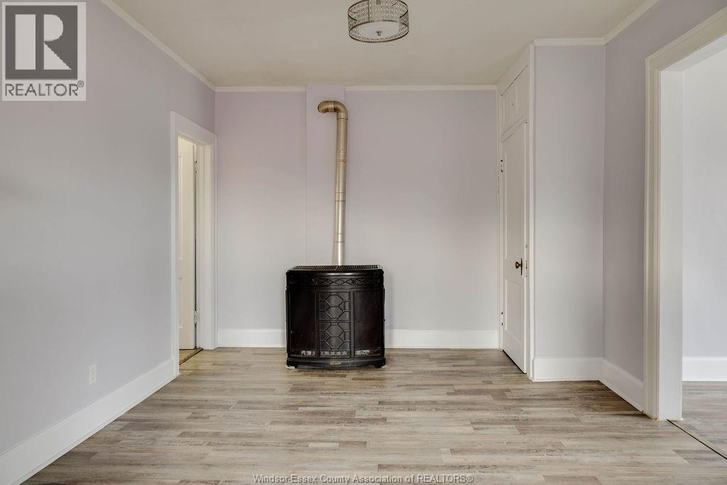 485 LOUIS AVENUE - 6