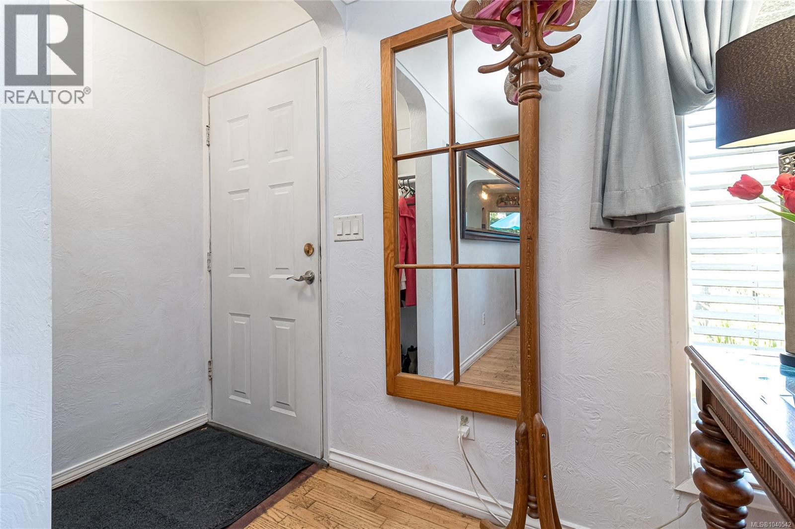2945 Dysart Rd, Saanich