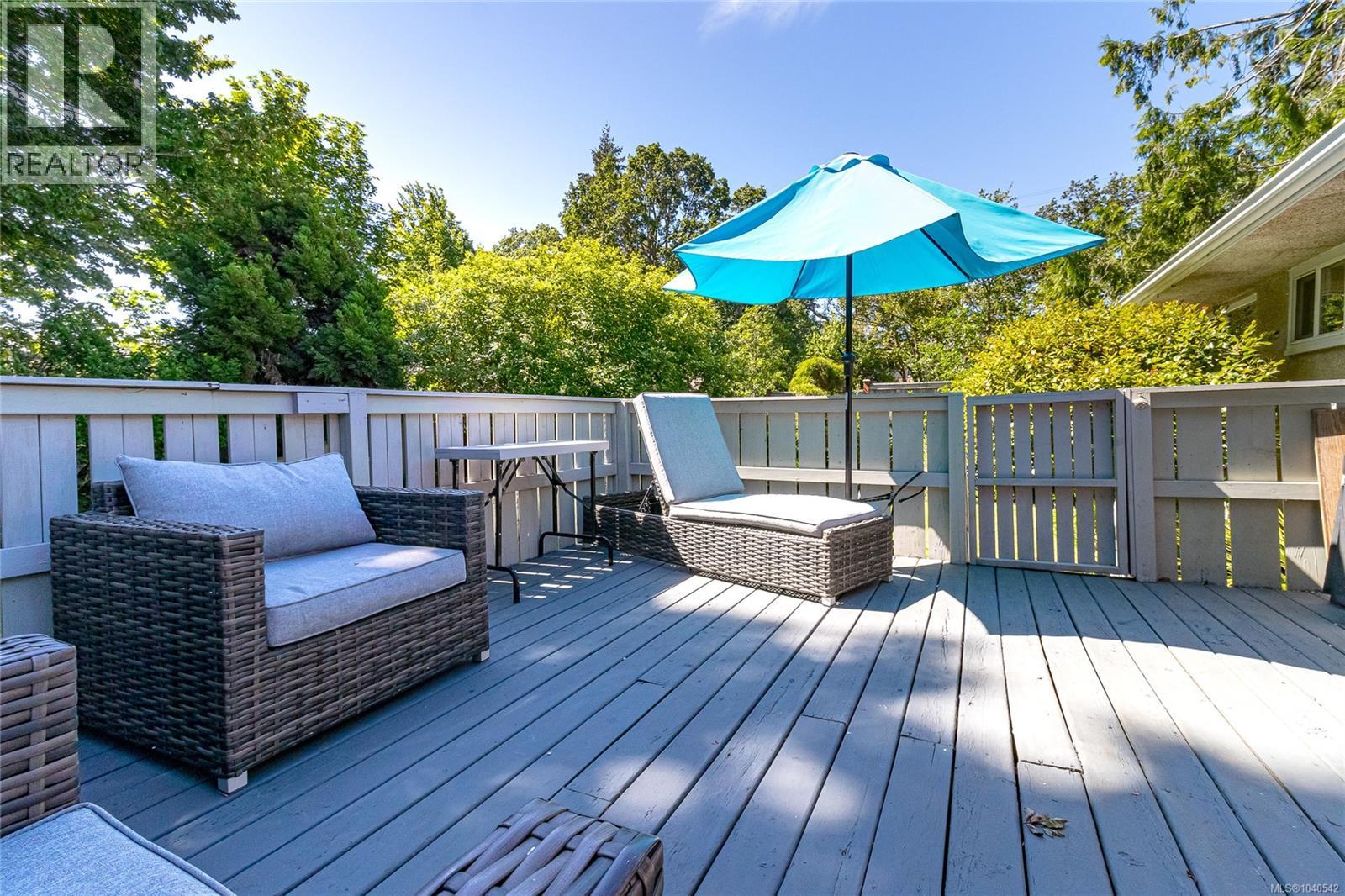 2945 Dysart Rd, Saanich