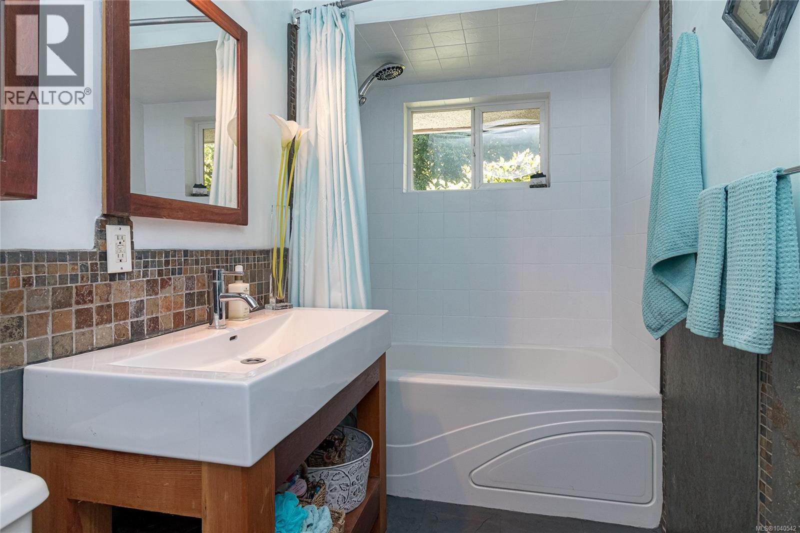 2945 Dysart Rd, Saanich