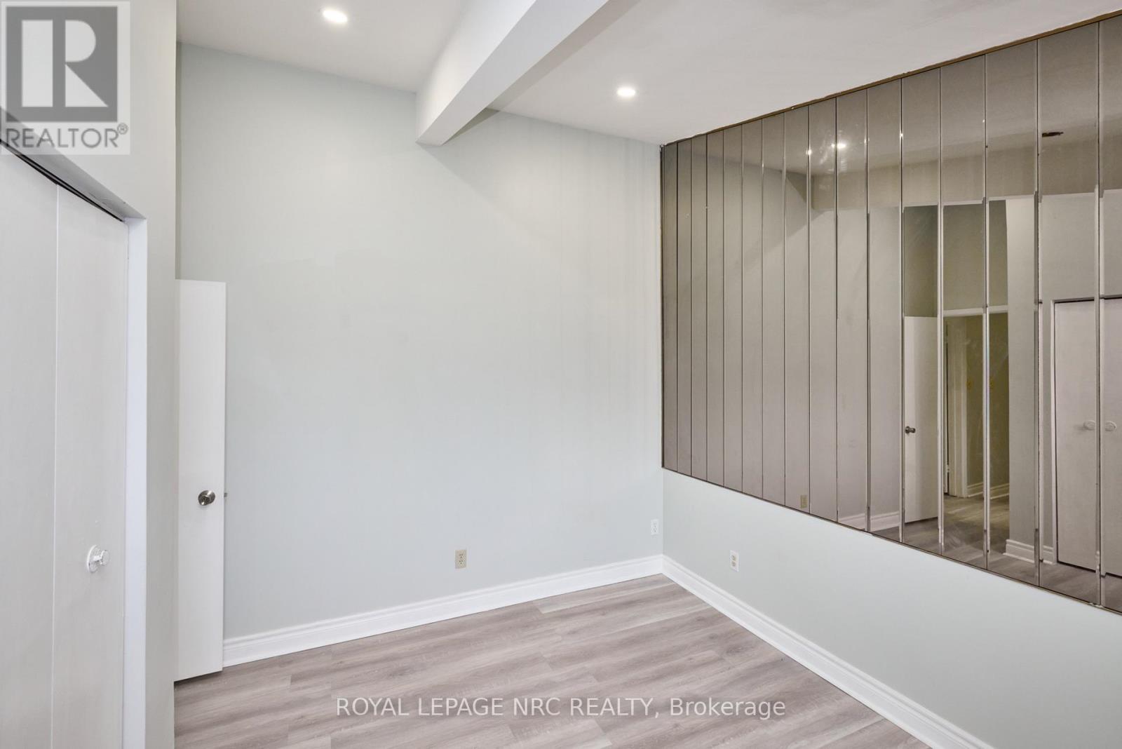 6673 HUGGINS STREET - 31
