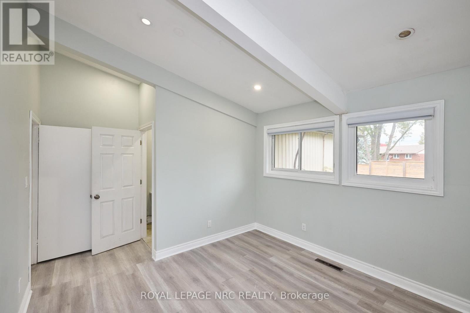 6673 HUGGINS STREET - 36