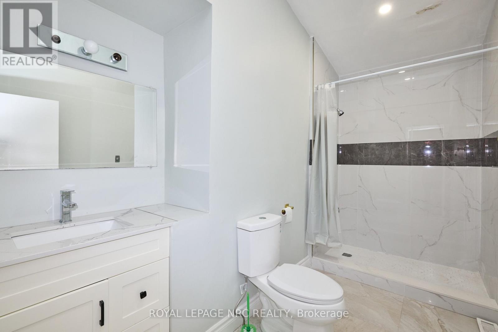 6673 HUGGINS STREET - 38