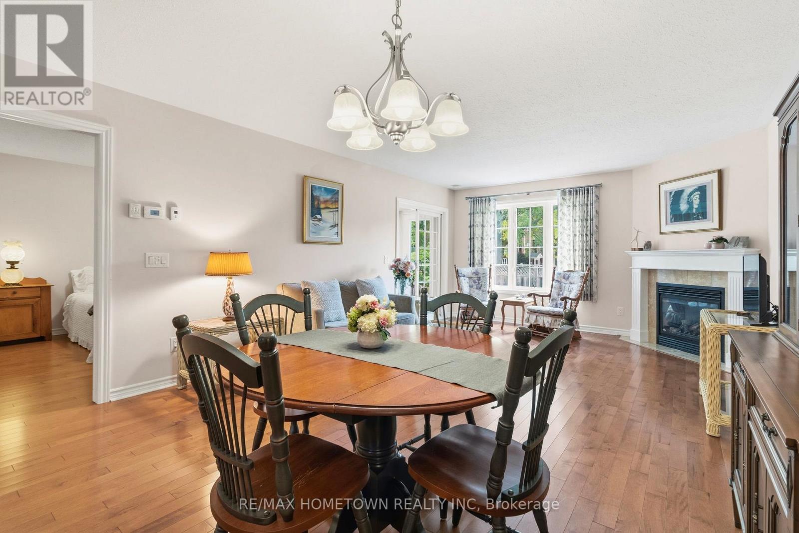 155 STEACY GARDENS - 11