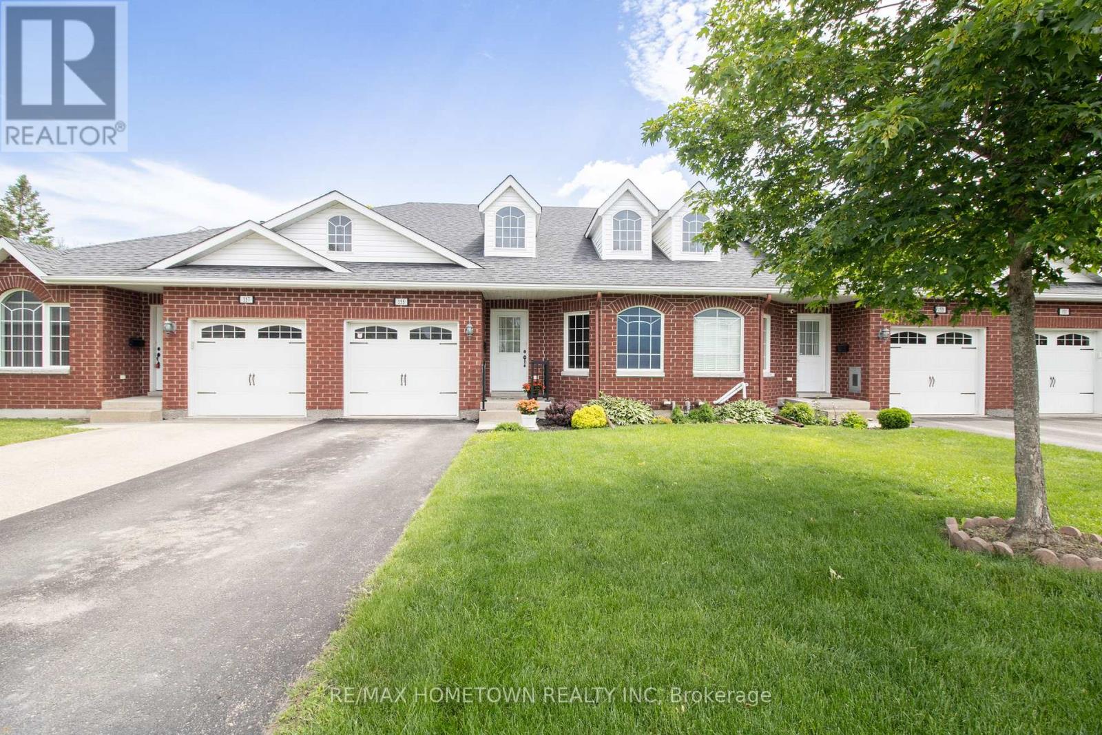 155 STEACY GARDENS - 35