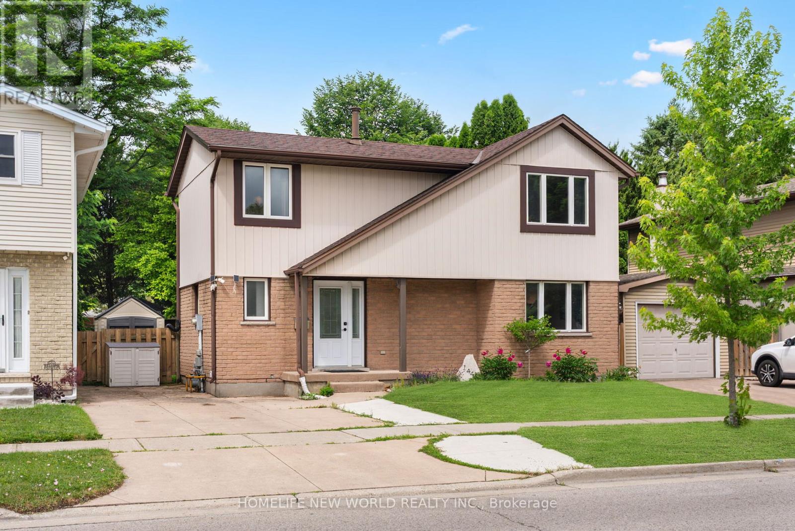 1445 ALDERSBROOK ROAD - 1