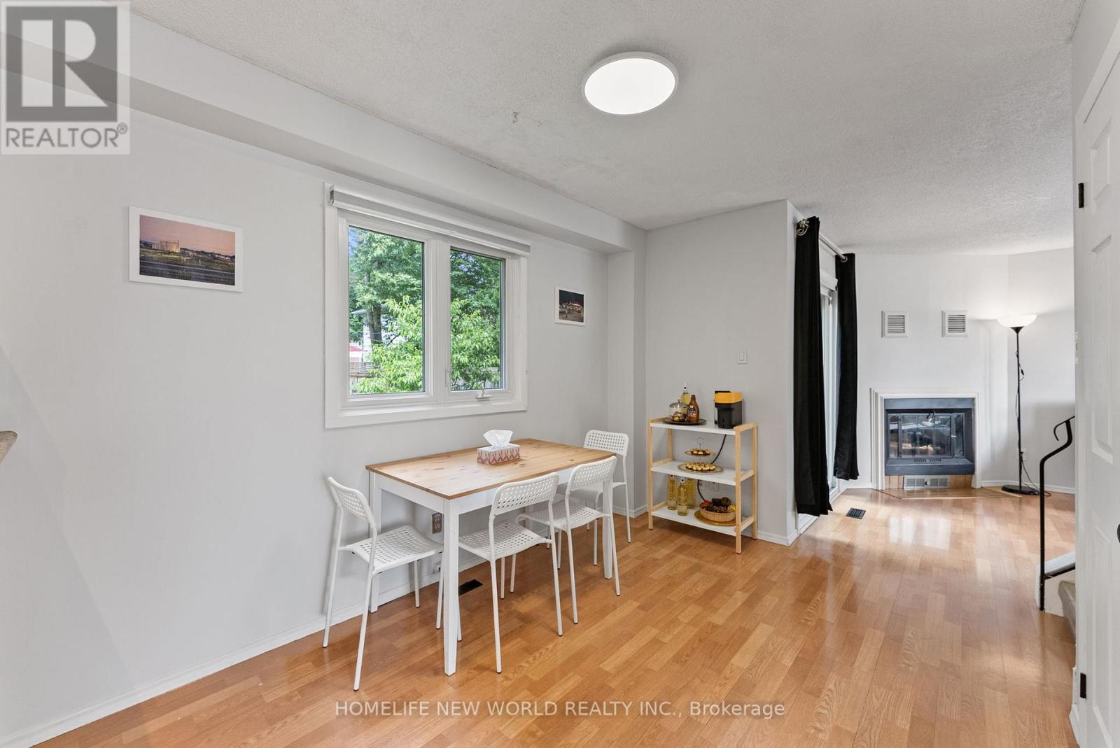 1445 ALDERSBROOK ROAD - 11