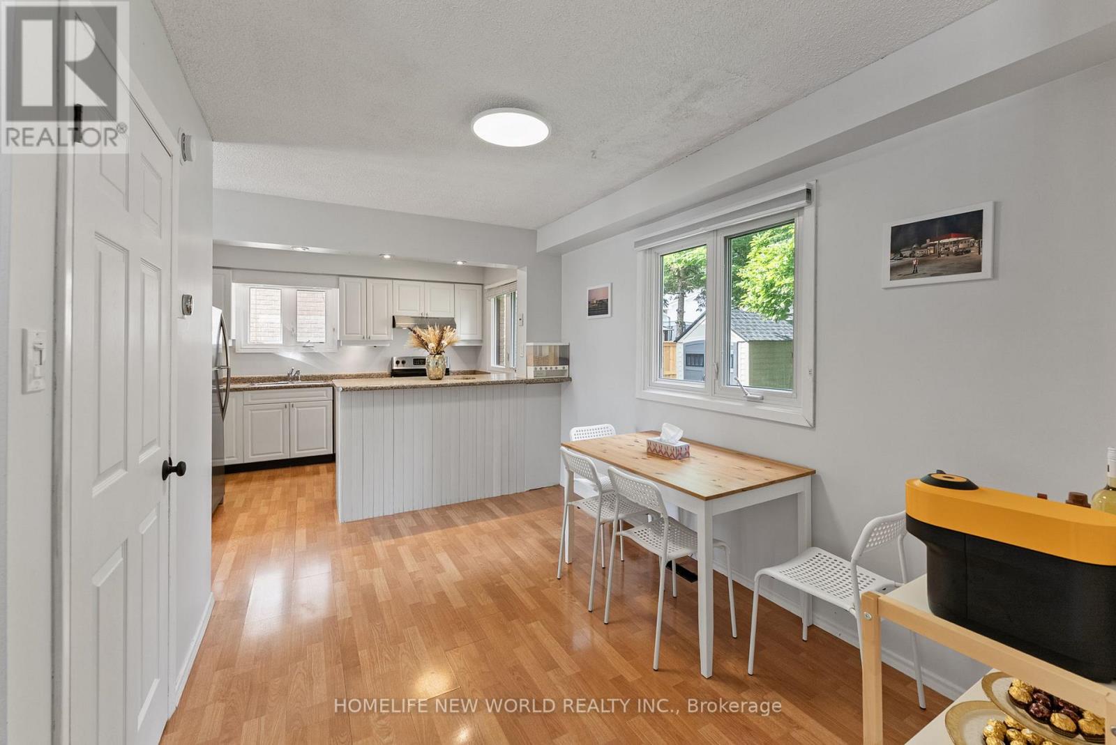 1445 ALDERSBROOK ROAD - 13