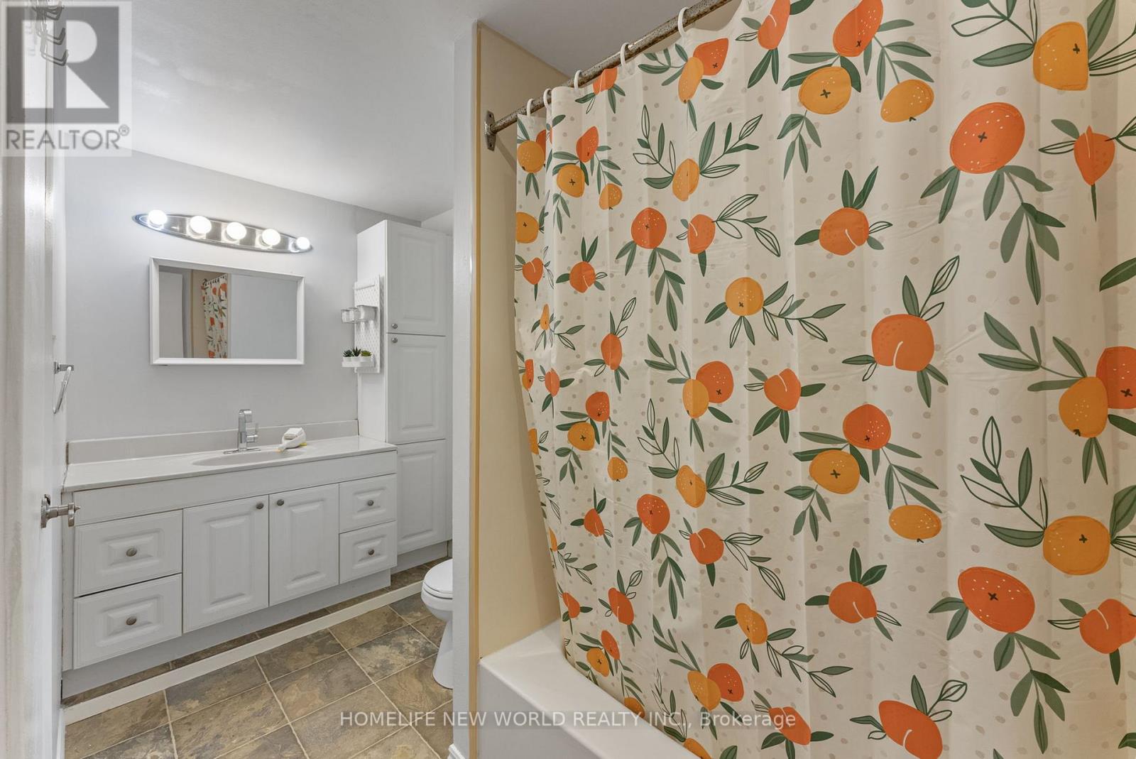 1445 ALDERSBROOK ROAD - 24