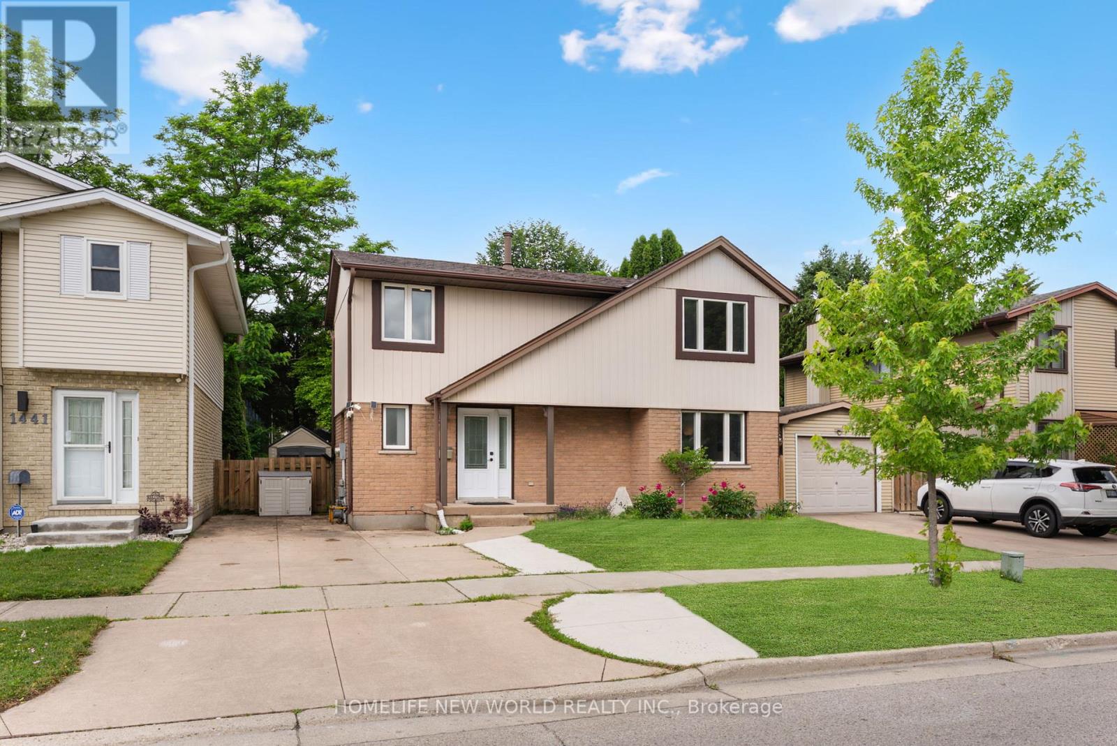 1445 ALDERSBROOK ROAD - 3