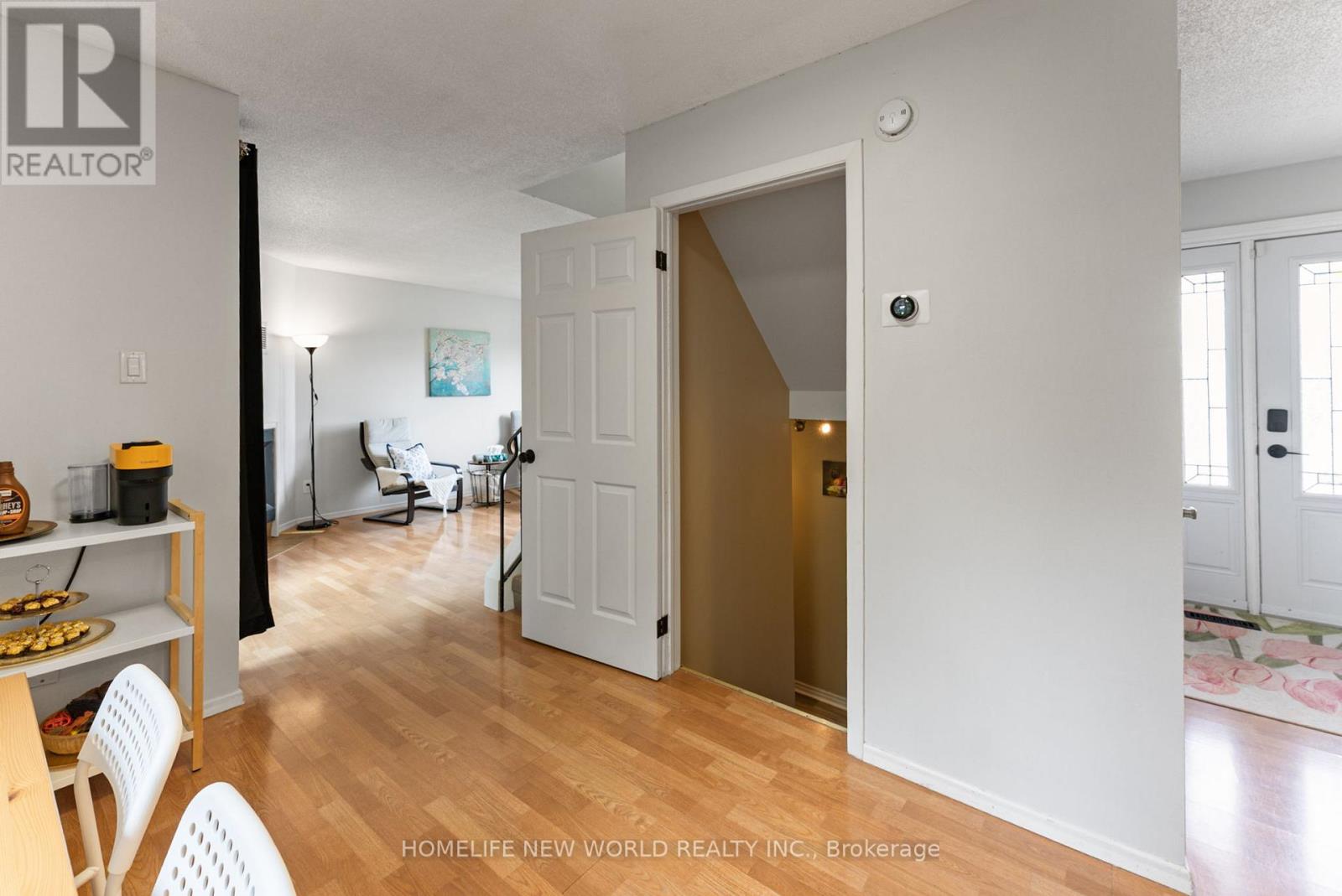 1445 ALDERSBROOK ROAD - 30