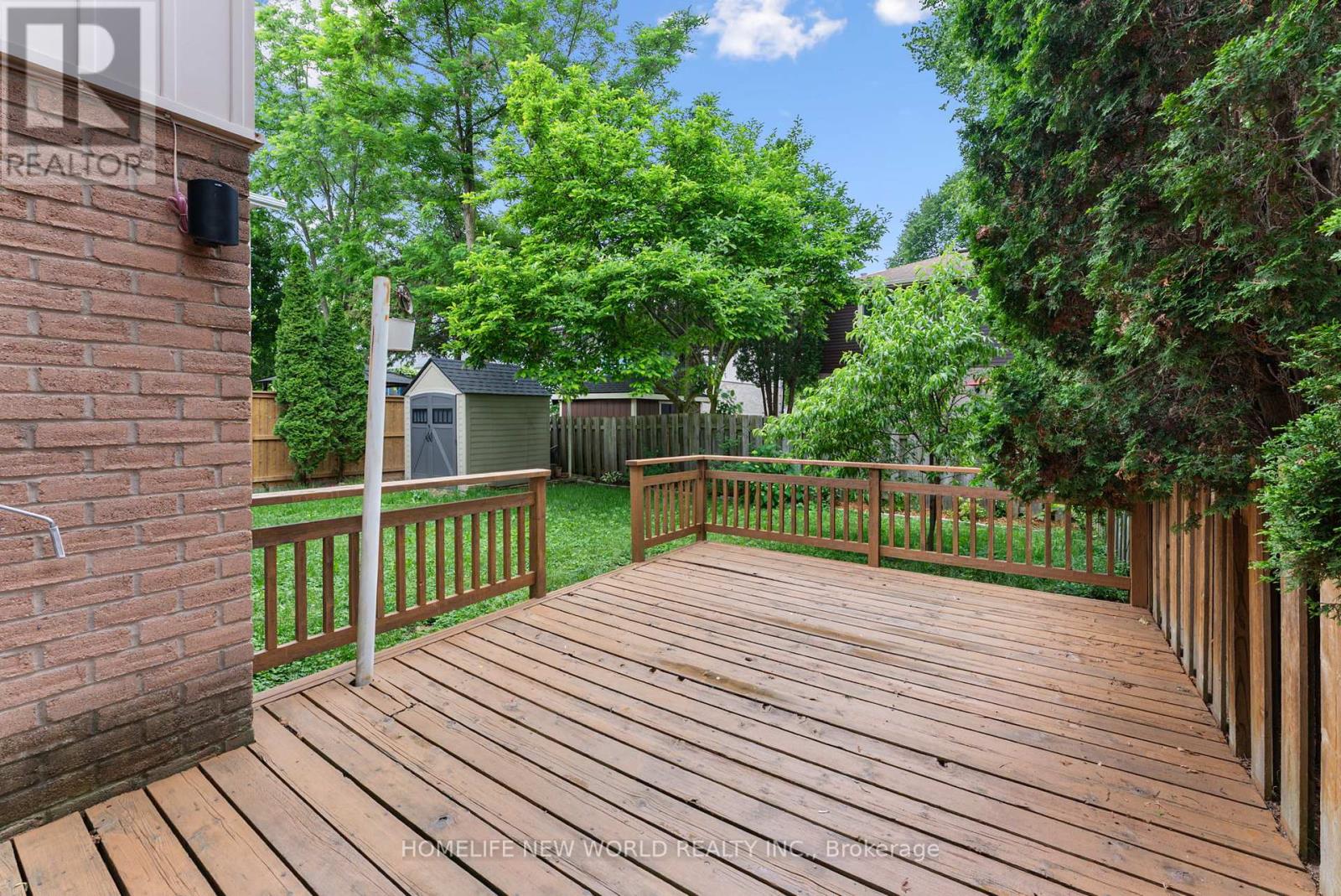 1445 ALDERSBROOK ROAD - 38