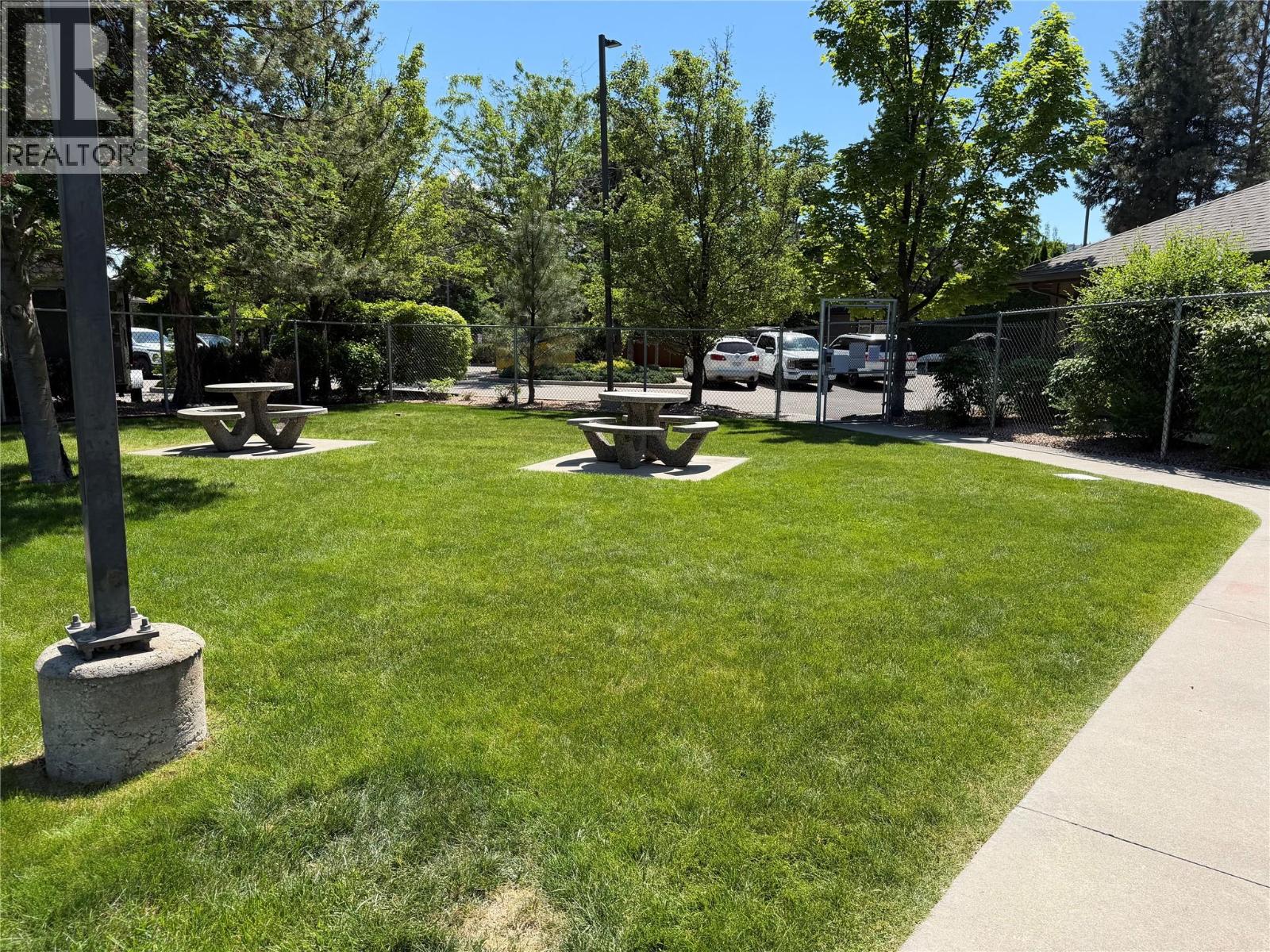 2083 Rosefield Drive - 50